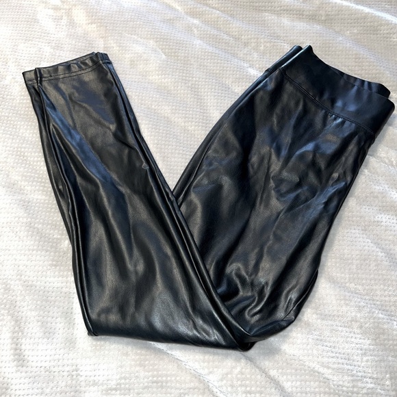 INC International Concepts Pants - I.N.C. faux Leather Pants size 8